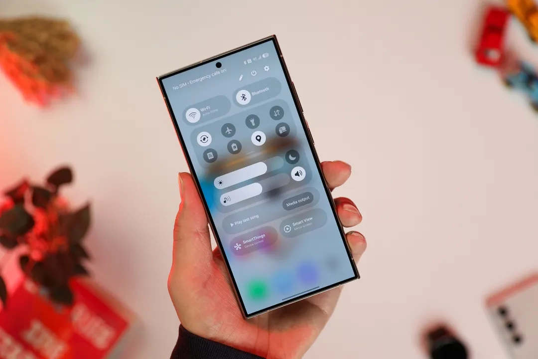 آپدیت One UI 7.0 در چندقدمی ما است؛ گوشیهایتان را آماده کنید آپدیت One UI 7.0 در چندقدمی ما است؛ گوشیهایتان را آماده کنید
