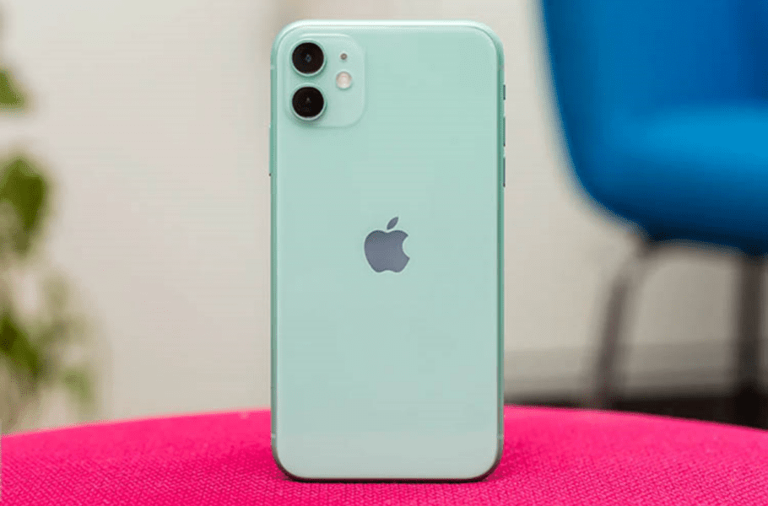 آیا آیفون 11 ارزش خرید دارد؟ + بررسی کامل مزایا و معایب